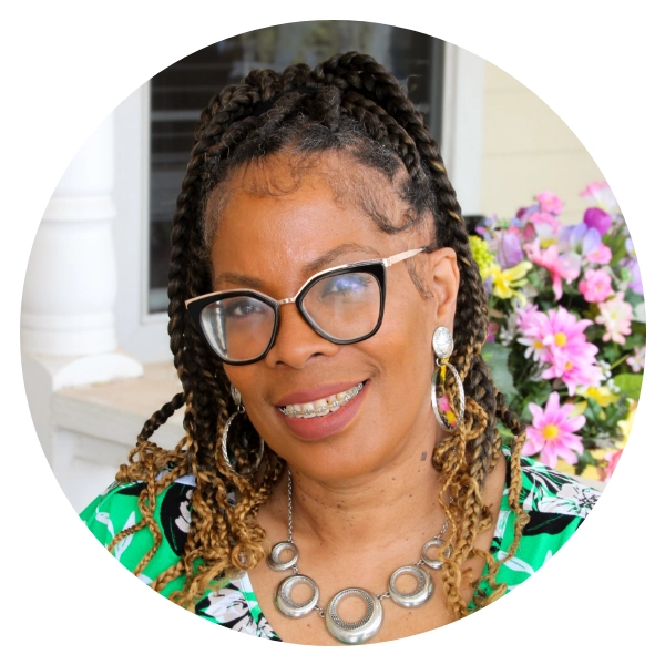 Ms. Tina, Curriculum Coordinator at North Central San Antonio campus of Country Home Learning Center.