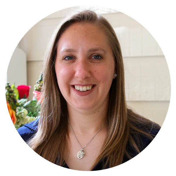 Ms. Kelsey, Assistant Director at Country Home Learning Center.